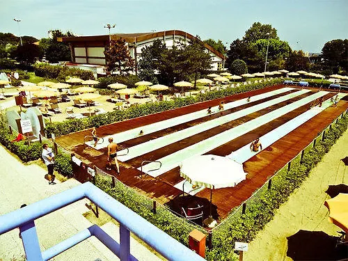 Hotel Tulipe Nazionale 리치오네